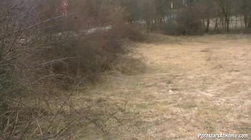 Field Of Blowjobs Screencap 19 on www.sinx.com