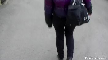 Field Of Blowjobs Screencap 2 on www.sinx.com