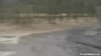 Field Of Blowjobs Screencap 6 on www.sinx.com