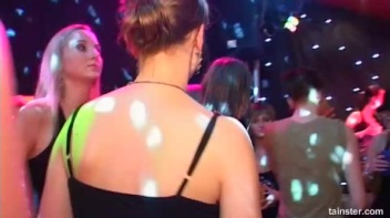 Blue Jean Babes Part 3 Cam 2 Screencap 73 on www.sinx.com