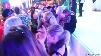 Pussy Blizzard Part 1 - Cam 1 Screencap 14 on www.sinx.com