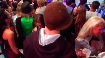 Pussy Blizzard Part 1 - Cam 1 Screencap 27 on www.sinx.com