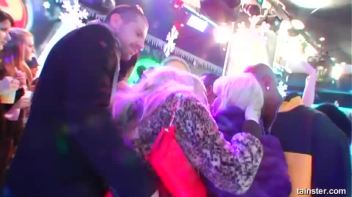 Pussy Blizzard Part 1 - Cam 1 Screencap 6 on www.sinx.com