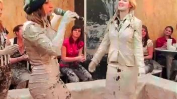 Crazy Bitches Covered in Filth Screencap 107 on www.sinx.com