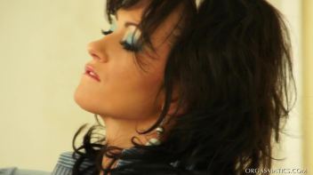 The Superstar Treatment Screencap 5 on www.sinx.com