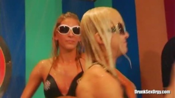 Euroslut Hotel Part 2 - Cam 4 Screencap 25 on www.sinx.com