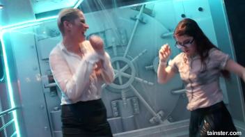 No lube needed, they are already wet Screencap 75 on www.sinx.com