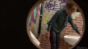 Good Luck Cleaning The Slime Wave! Screencap 9 on www.sinx.com