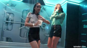 A new year with new wet amateur girls Screencap 11 on www.sinx.com