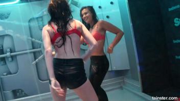 A new year with new wet amateur girls Screencap 30 on www.sinx.com