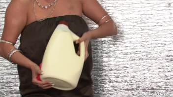 All Purpose Eurobabe Cream Infomercial Screencap 1 on www.sinx.com