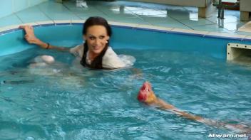 Wetlook Workout Screencap 89 on www.sinx.com