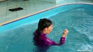 Wetlook Workout Screencap 91 on www.sinx.com