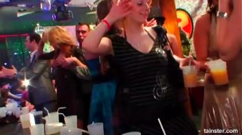 Gash Bash Part 2 - Shower Cam Screencap 31 on www.sinx.com