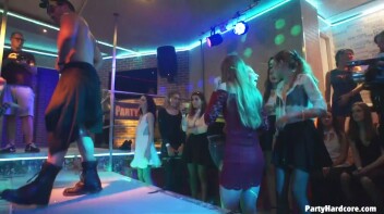 Party Hardcore Gone Crazy Vol. 33 Part 4 - Cam 1 Screencap 100 on www.sinx.com