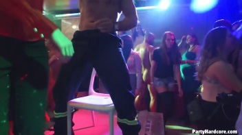 Party Hardcore Gone Crazy Vol. 33 Part 4 - Cam 1 Screencap 7 on www.sinx.com