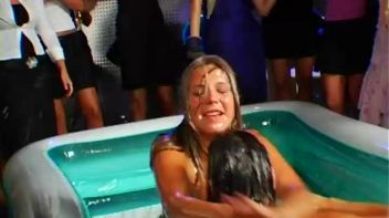 Oil Wrestlin' Event Of A Lifetime Screencap 36 on www.sinx.com