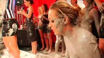 Messy Ass Mud Wrestling! Screencap 62 on www.sinx.com