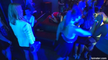 Lezzies - The Femme Fest Part 3 - Cam 3 Screencap 18 on www.sinx.com