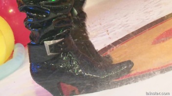 Gash Gamblers Part 5 - Main Edit Screencap 75 on www.sinx.com