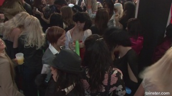 Gash Gamblers Part 5 - Main Edit Screencap 17 on www.sinx.com