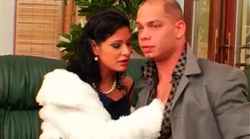 The Young Up-and-Soon-to-be-Cummers Screencap 19 on www.sinx.com