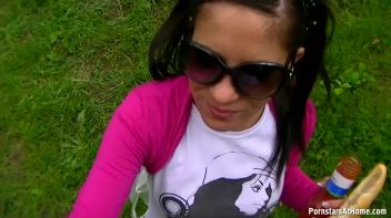 The Tastiest Hotdog Ever Screencap 10 on www.sinx.com