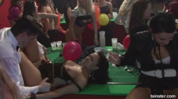 Gash Gamblers Part 4 - Cam 3 Screencap 54 on www.sinx.com