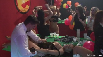 Gash Gamblers Part 4 - Cam 3 Screencap 56 on www.sinx.com