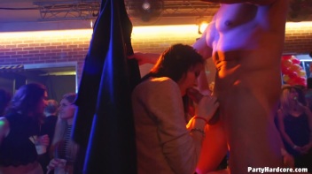Party Hardcore Gone Crazy Vol. 39 Single Cut: Part 2 - Cam 1 Screencap 54 on www.sinx.com