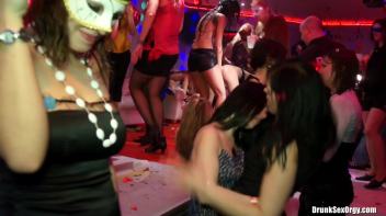 Valentine's Day Vaginas Part 5 - Cam 1 Screencap 63 on www.sinx.com