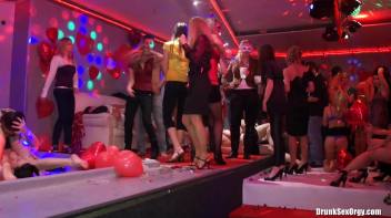 Valentine's Day Vaginas Part 5 - Cam 1 Screencap 17 on www.sinx.com