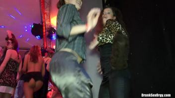 Valentine's Day Vaginas Part 5 - Cam 1 Screencap 19 on www.sinx.com