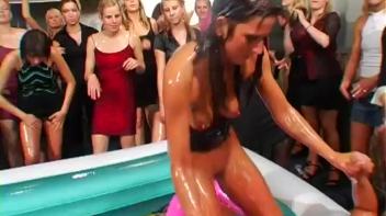 Christina Lee vs. Sarah Cross In The Mud Screencap 72 on www.sinx.com