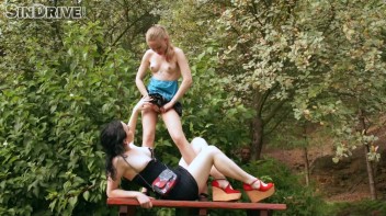 Pretty Pantiless Peeing Babes In The Park Screencap 41 on www.sinx.com