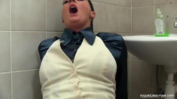 Full Service Bathroom Attendant Screencap 36 on www.sinx.com