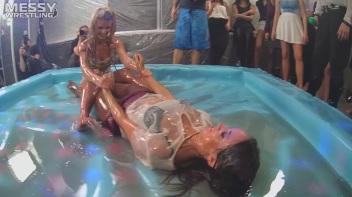 Messy Wrestling: Multi Battle Oil Freaks Slop It Up And Bring The Heat! Screencap 19 on www.sinx.com