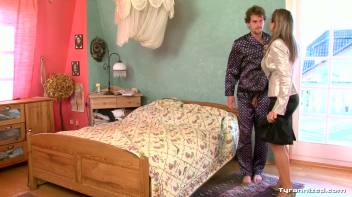 Female Dominatrix Screencap 15 on www.sinx.com