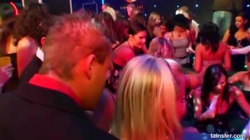 Pussy Casino Part 1 - Cam 2 Screencap 22 on www.sinx.com