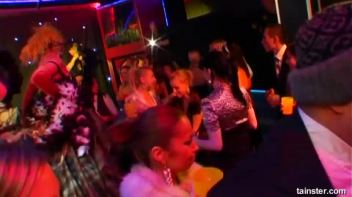 Pussy Casino Part 1 - Cam 2 Screencap 64 on www.sinx.com