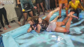Messy Wrestling: Oil 'Em Up And Watch The Slimy Show X2!! 2 Audience Fights!!! Screencap 75 on www.sinx.com