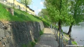 Super Cute Sweety Gives Riverside BJ! Screencap 12 on www.sinx.com