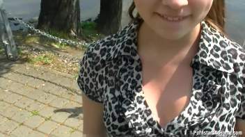 Super Cute Sweety Gives Riverside BJ! Screencap 16 on www.sinx.com