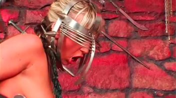 Romanesque Dominatrix From The Future Screencap 75 on www.sinx.com