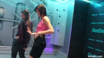 Allwam babes sharing their wet fun Screencap 34 on www.sinx.com