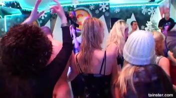 Pussy Blizzard Part 3 - Cam 2 Screencap 39 on www.sinx.com