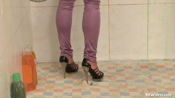Fully Clothed Wetlook Shower Bunnies Screencap 19 on www.sinx.com