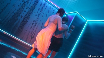 Elegant, Wet, And Living It Up! Screencap 25 on www.sinx.com