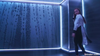 Elegant, Wet, And Living It Up! Screencap 65 on www.sinx.com