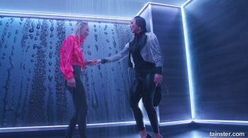 Elegant, Wet, And Living It Up! Screencap 78 on www.sinx.com